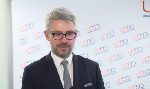 Dzieci są coraz bardziej świadome zagrożeń w sieci, lecz nie zawsze umieją chronić swoje dane. Ta umiejętność powinna być stałym elementem edukacji cyfrowej