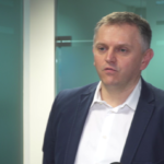 Polacy często mają problem z wyborem prezentu dla bliskich. 70 proc. znajduje pod choinką nietrafiony upominek