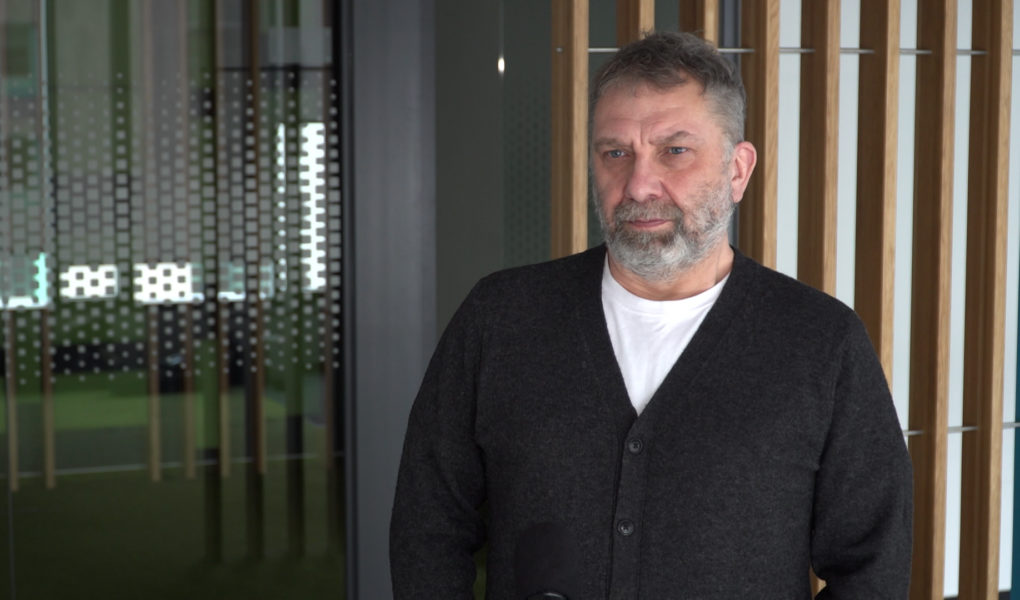 Piotr Metz: Castingowe programy muzyczne w telewizji to szkodliwe zjawisko. Mają zupełnie inny cel niż ten, który się przedstawia uczestnikom