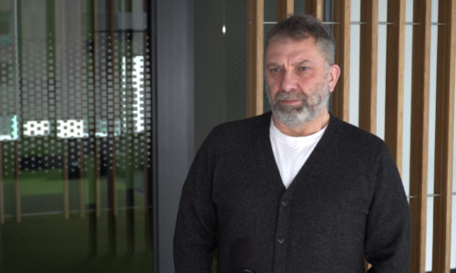 Piotr Metz: Castingowe programy muzyczne w telewizji to szkodliwe zjawisko. Mają zupełnie inny cel niż ten, który się przedstawia uczestnikom