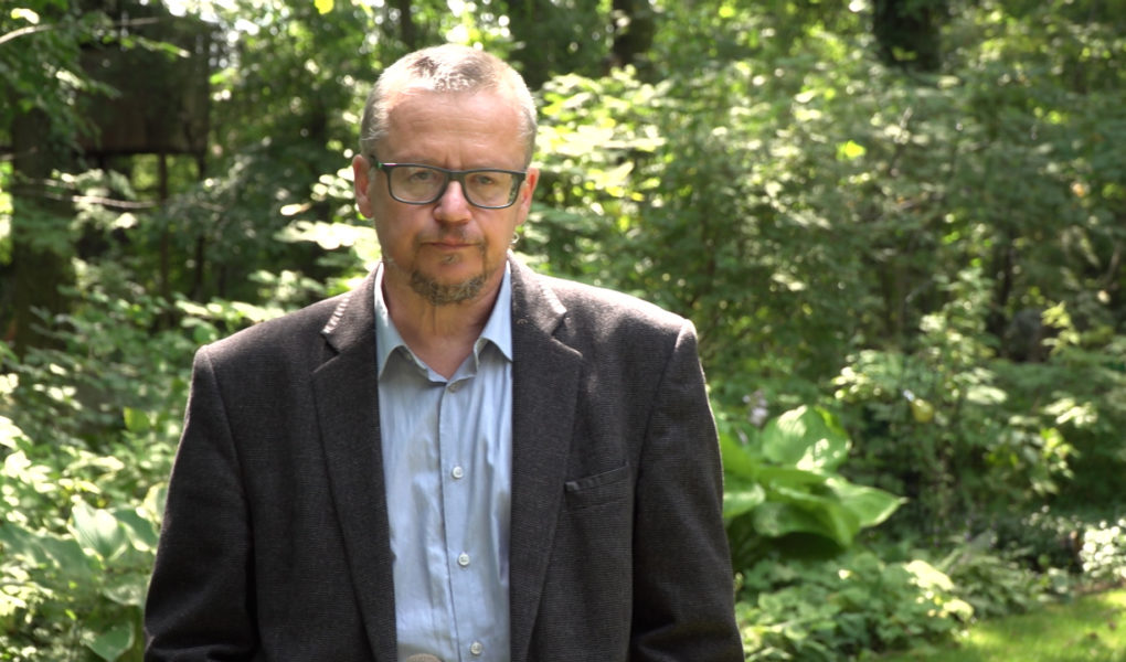 Edukacja klimatyczna ma uczyć zachowania podczas ekstremalnych zjawisk pogodowych. Przedmiot powinien wejść do szkół w 2022 roku