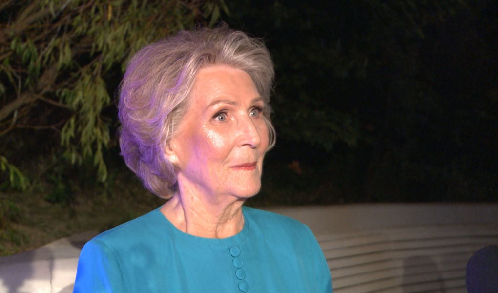 Irena Santor: Żal mi, że Jerzy Połomski już nie śpiewa. Ja też za dużo pracowałam i byłam zmęczona, dlatego pożegnałam się z estradą