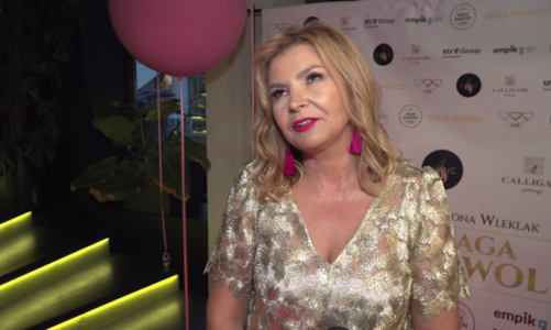 Aldona Wleklak: Kiedy rok temu w pandemii show-biznes padł i nie miałam co robić, to z nudów napisałam książkę. Akcja „Sagi niewoli” rozgrywa się w Wielkopolsce, która rzadko gości na łamach literatury