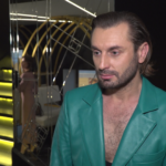 Rafał Grabias: Sukienka Polki podczas Miss Supranational to totalny niewypał. Projekt był jeszcze znośny, natomiast realizacja to była po prostu zdechła kura