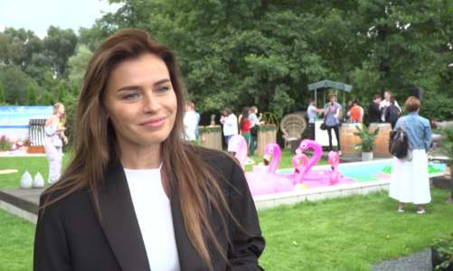 Natasza Urbańska: Jestem uzależniona od telefonu i Instagrama. Ale wynika to też z mojego zawodu, bo po prostu muszę uczestniczyć w tym biegu