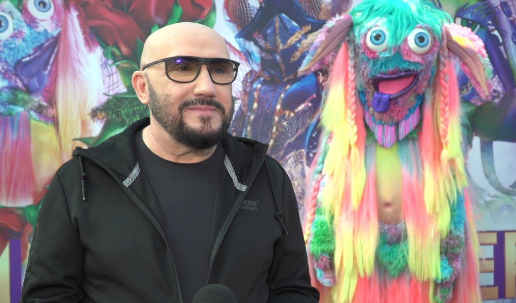 Grzegorz Skawiński: „Mask Singer” nie ma wartości intelektualnych. Ten program ma w trudnych czasach przynieść odrobinę rozrywki.