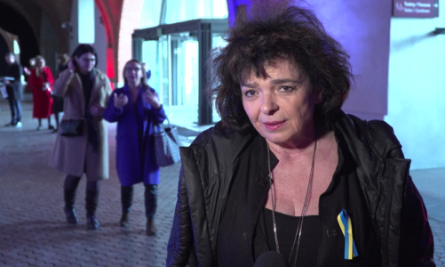 Katarzyna Grochola: Z powodu wojny czuję rozpacz i żal. Porażają mnie komentarze ludzi, którzy dbają wyłącznie o własne interesy i myślą, że ktoś im coś zabierze