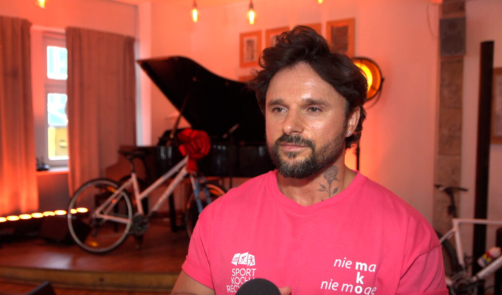 Qczaj: Moja siostra przeszła załamanie psychiczne. Dźwigamy na swoich barkach bardzo dużo i czasami po prostu nie mamy już siły